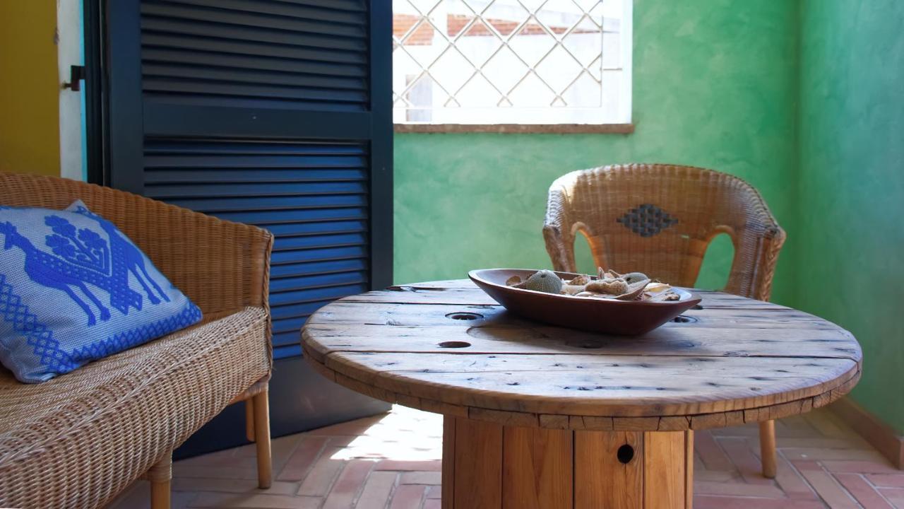 Sardinianworld - Sardinian Stone House Apartment ตอร์เร กรานเด ภายนอก รูปภาพ